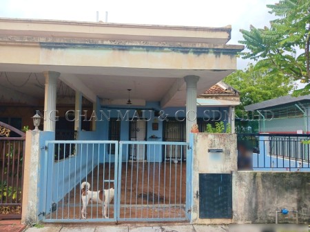 Terrace House For Auction at Taman Alam Shah