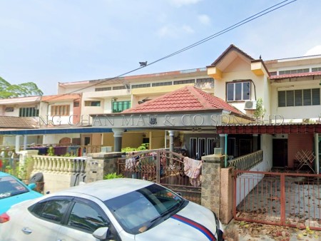 Terrace House For Auction at Taman Radzi