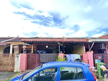 Terrace House For Auction at Medan Klebang Restu