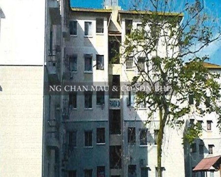 Apartment For Auction at Pangsapuri Randa