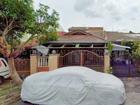 Terrace House For Auction at Taman Pinggiran