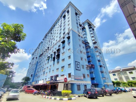 Apartment For Auction at Sri Rakyat Apartment