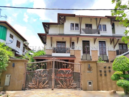 Bungalow House For Auction at Bangsar Park