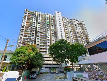 Flat For Auction at Kota Emas