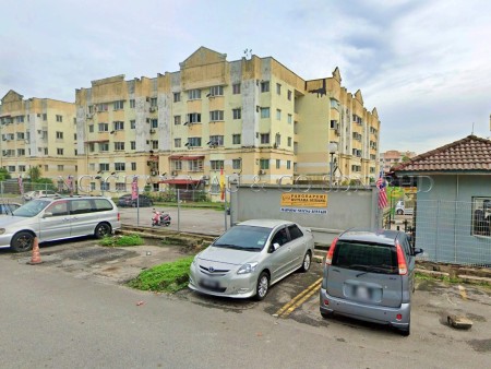 Apartment For Auction at Pangsapuri Mutiara Subang