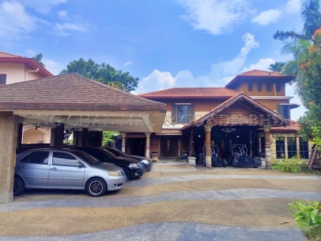 Bungalow House For Auction at Bangi Golf Resort