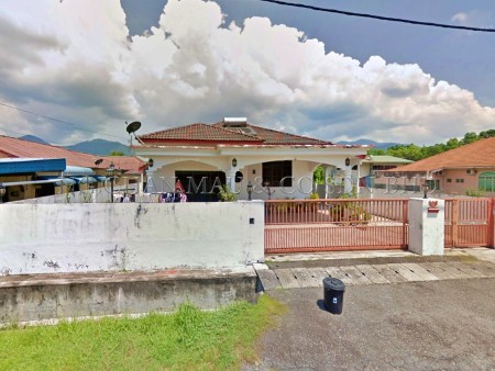 Bungalow House For Auction at Taman Seri Meru