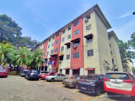 Apartment For Auction at Bandar Bukit Tinggi