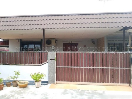 Terrace House For Auction at Taman Lian Seng