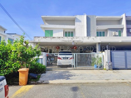 Terrace House For Auction at Hijayu 1