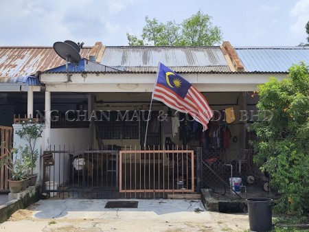 Terrace House For Auction at Taman Bersatu