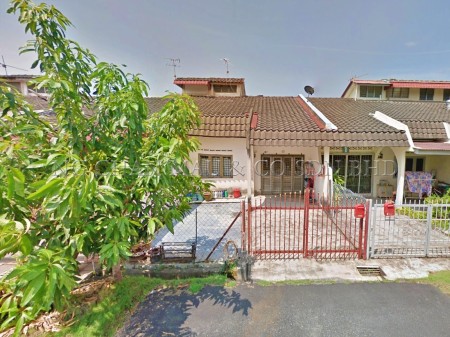 Terrace House For Auction at Taman Merdeka