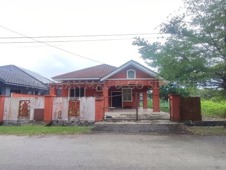 Bungalow House for Auction