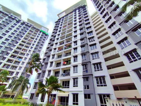 Condo For Auction at Putra Place