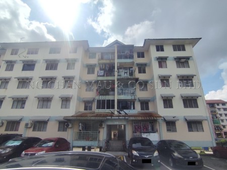 Flat For Auction at Taman Daya