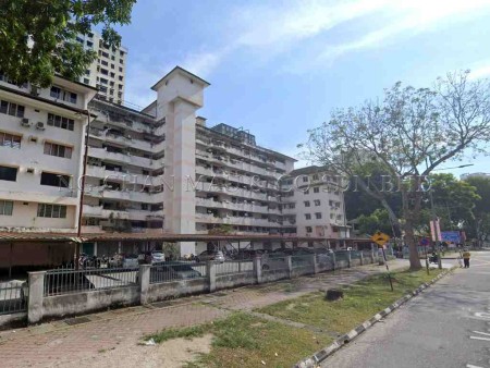 Apartment For Auction at Taman Seri Hijau