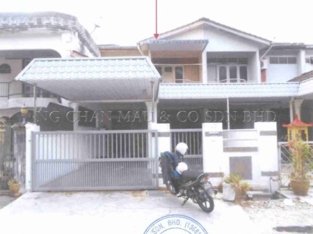 Terrace House For Auction at Taman Permata