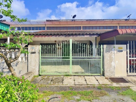 Terrace House For Auction at Taman Rishah