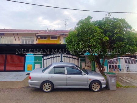 Terrace House For Auction at Taman Bukit Dahlia