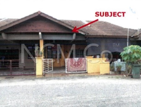Terrace House For Auction at Balok