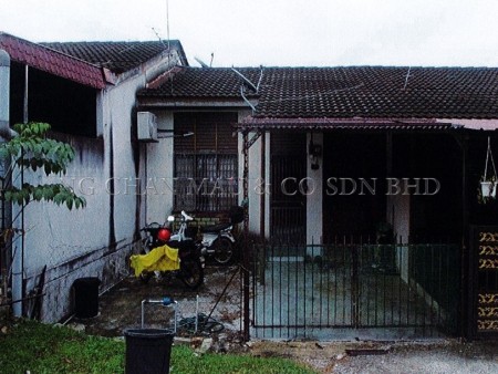 Terrace House For Auction at Taman Bernam