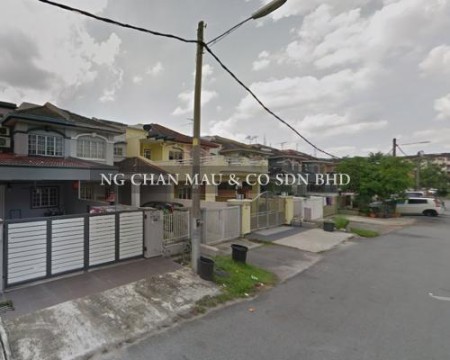 Terrace House For Auction at Taman Sri Putra