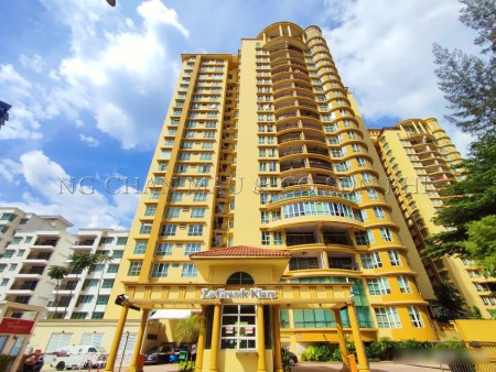 Condo For Auction at La Grande Kiara