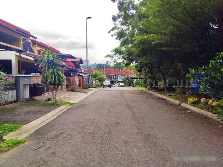 Terrace House For Auction at Sentosa Villas