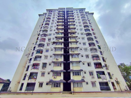 Condo For Auction at D'casa Condominium