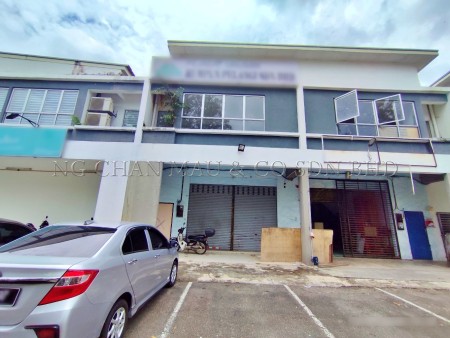 Shop Office For Auction at Serendah