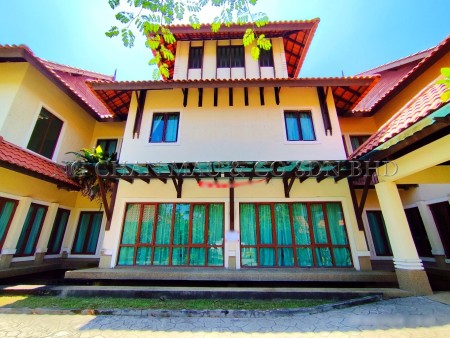 Bungalow House For Auction at Kampung Sungai Penchala