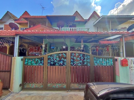 Terrace House For Auction at Taman Klang Utama