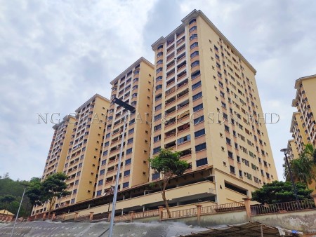 Condo For Auction at Putra Villa