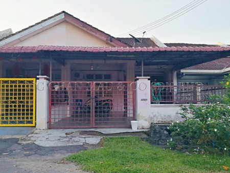 Terrace House For Auction at Taman Desa Jasmin