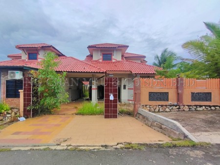 Bungalow House For Auction at Taman Jengka Mahkota