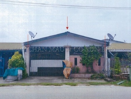 Terrace House For Auction at Bintulu