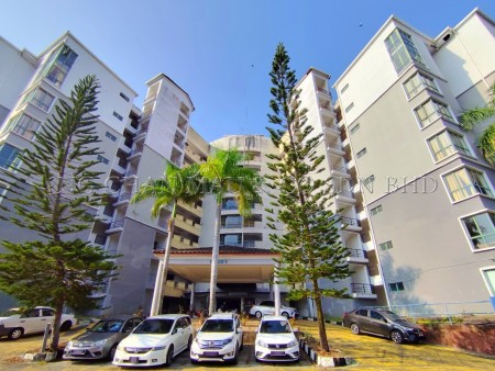 Apartment For Auction at Gold Coast Water City Resort