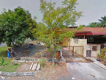 Terrace House For Auction at Taman Telok