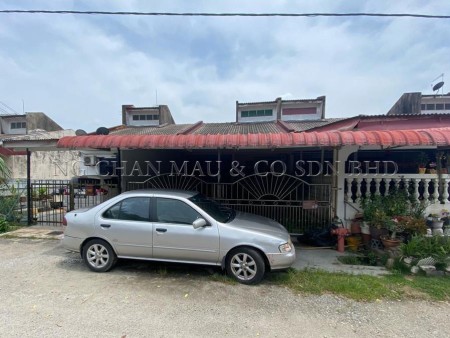 Terrace House For Auction at Kota Bharu