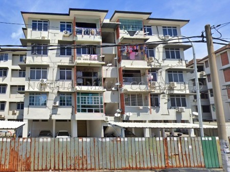 Apartment For Auction at Taman Cemerlang