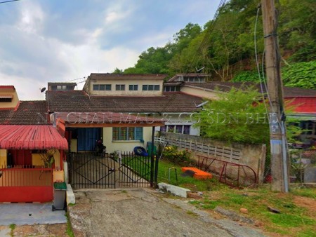 Terrace House For Auction at Taman Bahagia