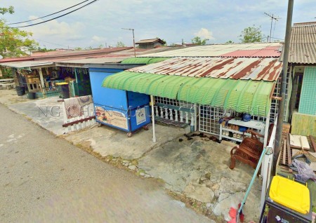 Terrace House For Auction at Sitiawan