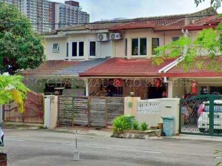 Terrace House For Auction at Taman Mastiara