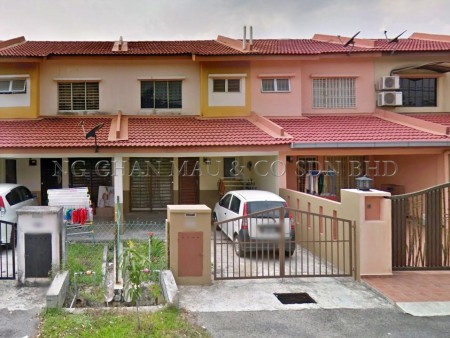 Terrace House For Auction at Bandar Saujana Putra