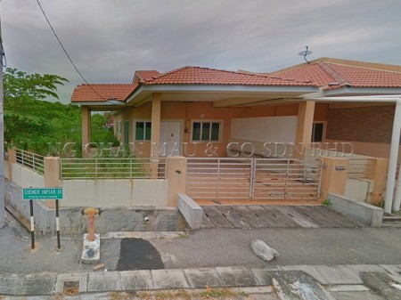 Terrace House For Auction at Chemor