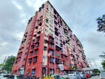 Flat For Auction at Desa Mentari