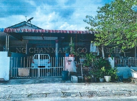 Terrace House For Auction at Taman Tupai Mas