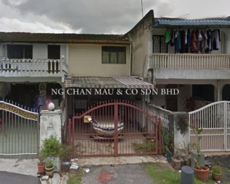 Terrace House For Auction at Taman Selayang Utama