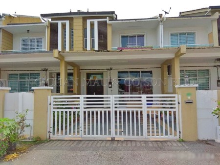 Terrace House For Auction at Tawas Impiana