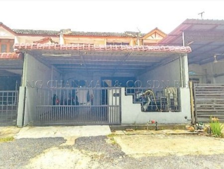 Terrace House For Auction at Taman Sejati Indah